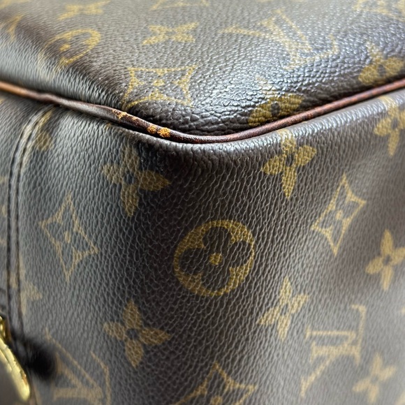 Louis Vuitton Deauville Monogram Handbag - Picture 8 of 16